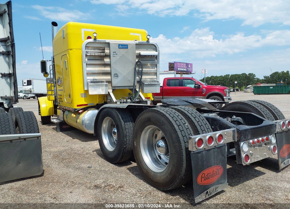 2000 PETERBILT 379 VIN: 1XP5DB9X6YD504464