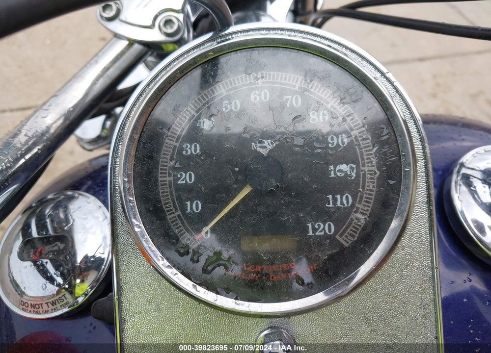 1999 HARLEY-DAVIDSON FXDWG VIN: 1HD1GEV19XY312729