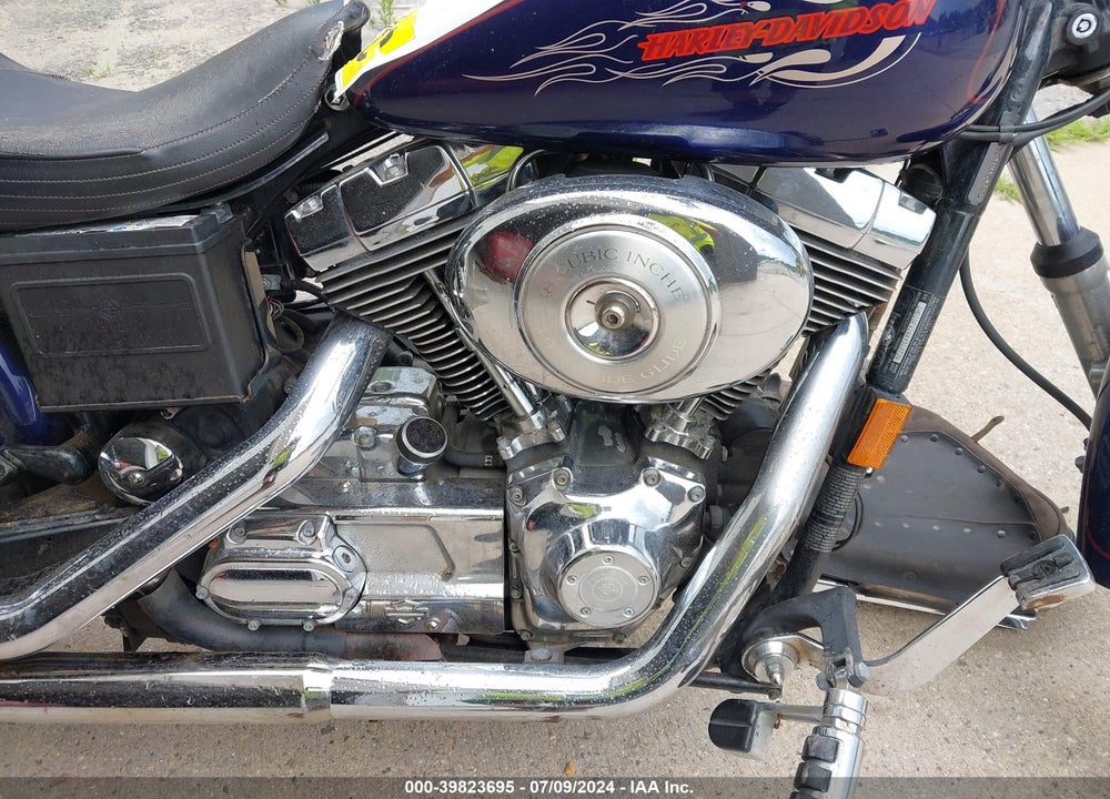 1999 HARLEY-DAVIDSON FXDWG VIN: 1HD1GEV19XY312729