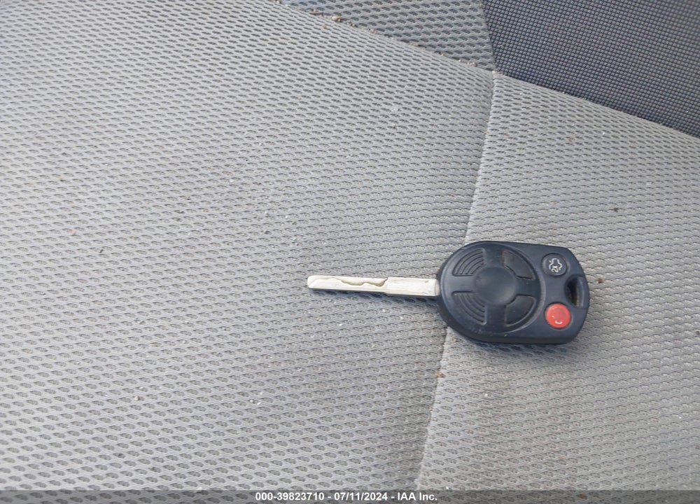2013 FORD FOCUS SE VIN: 1FADP3K24DL349105