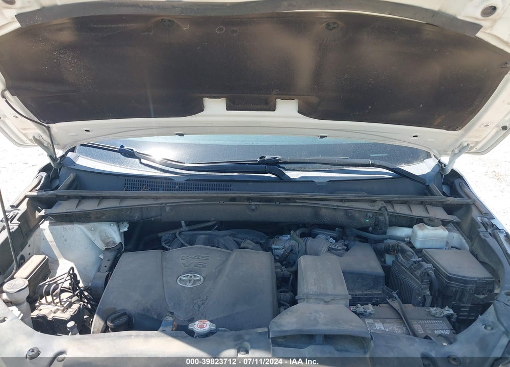 2019 TOYOTA HIGHLANDER LE VIN: 5TDZZRFHXKS326984