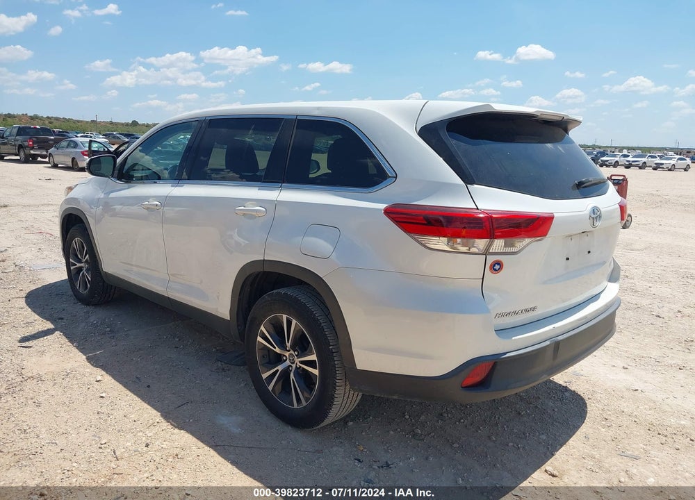 2019 TOYOTA HIGHLANDER LE VIN: 5TDZZRFHXKS326984