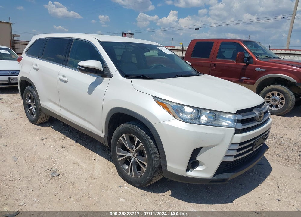 2019 TOYOTA HIGHLANDER LE VIN: 5TDZZRFHXKS326984