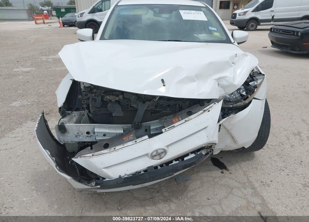 2016 SCION IA VIN: 3MYDLBZV1GY123858
