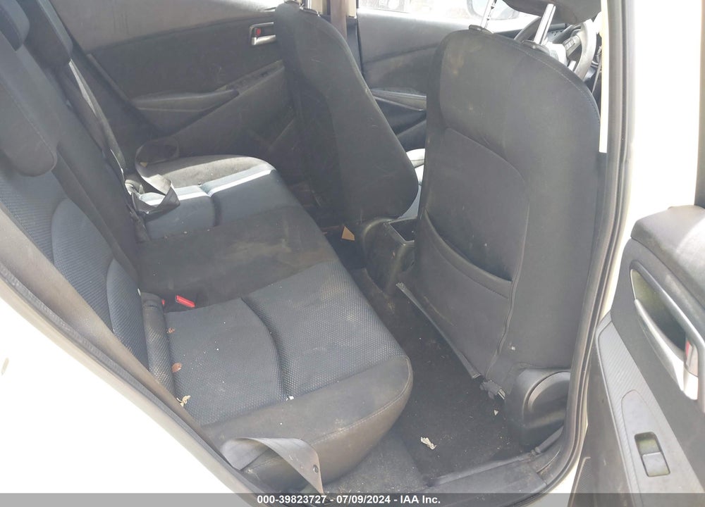 2016 SCION IA VIN: 3MYDLBZV1GY123858