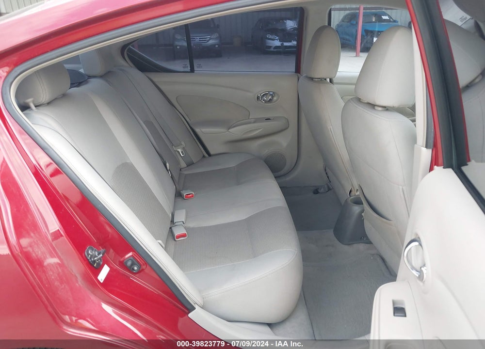 2014 NISSAN VERSA 1.6 SL VIN: 3N1CN7APXEL849827