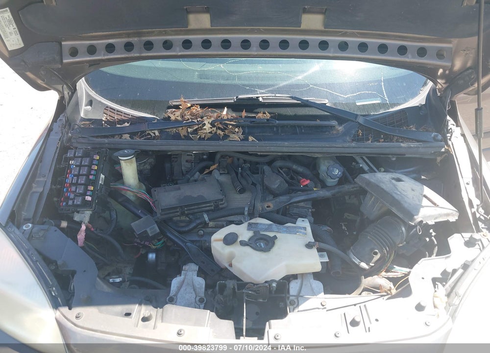 2005 SATURN RELAY FWD VIN: 5GZDV03L25D281807