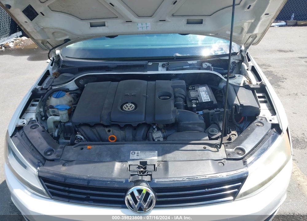 2011 VOLKSWAGEN JETTA 2.5L SE VIN: 3VWDX7AJ6BM368922