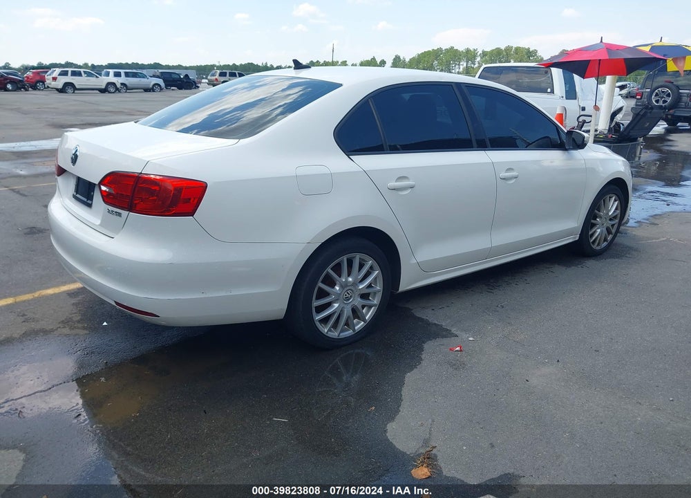 2011 VOLKSWAGEN JETTA 2.5L SE VIN: 3VWDX7AJ6BM368922