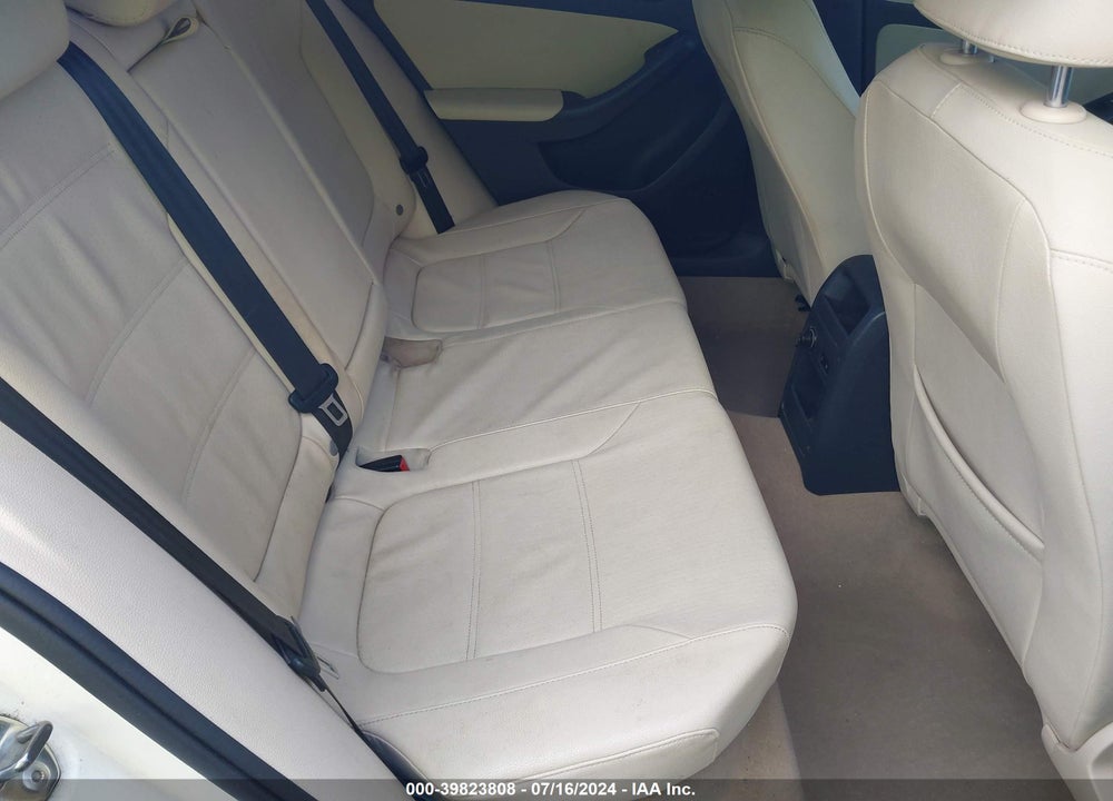 2011 VOLKSWAGEN JETTA 2.5L SE VIN: 3VWDX7AJ6BM368922