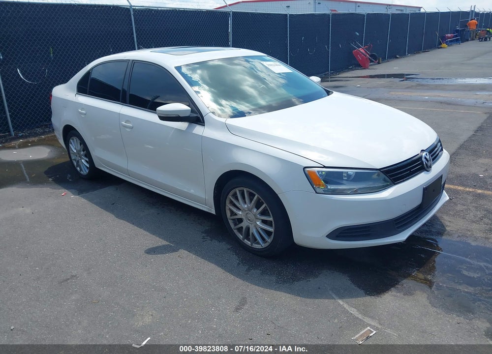 2011 VOLKSWAGEN JETTA 2.5L SE VIN: 3VWDX7AJ6BM368922
