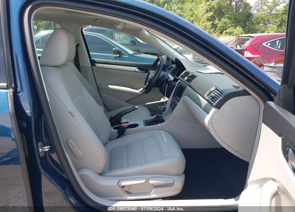 2019 VOLKSWAGEN PASSAT 2.0T WOLFSBURG EDITION VIN: 1VWLA7A35KC014597