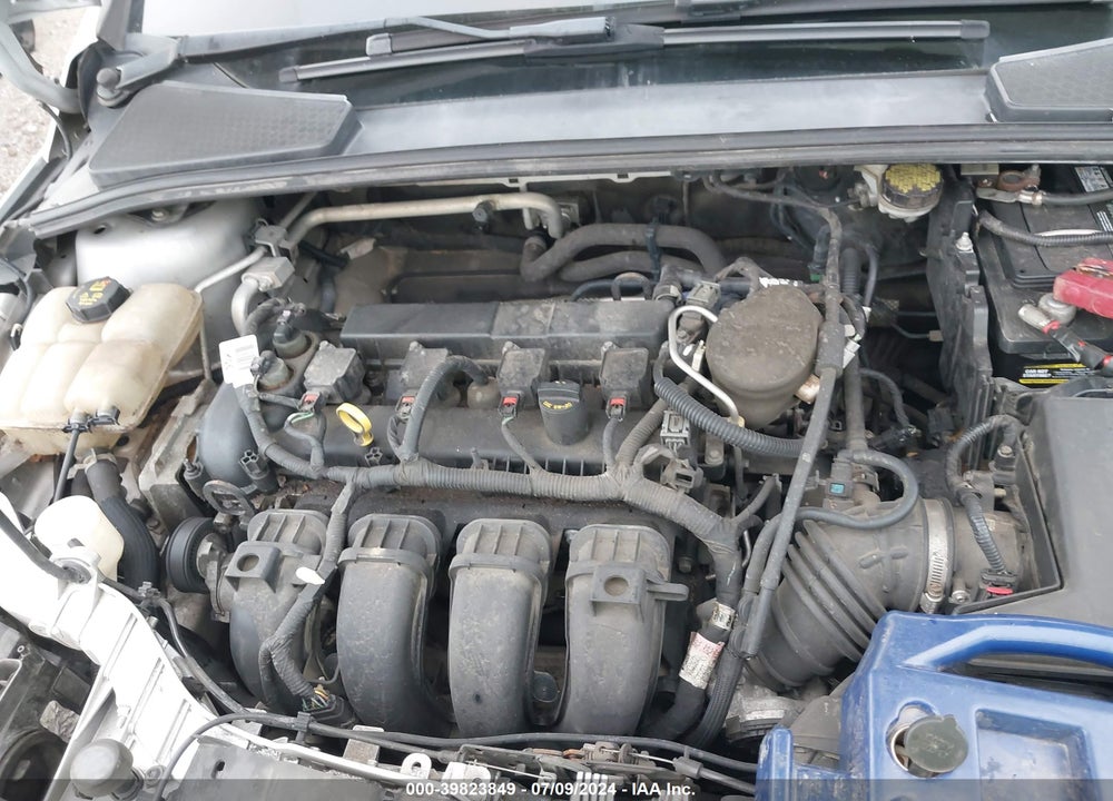 2015 FORD FOCUS SE VIN: 1FADP3F29FL205658