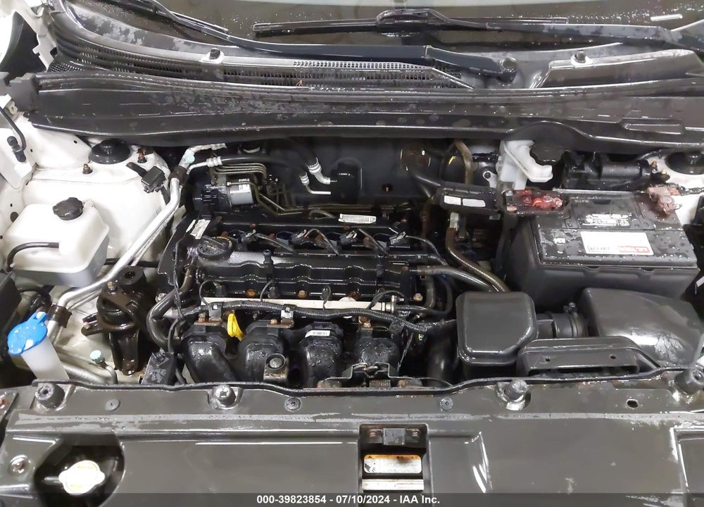 2010 HYUNDAI TUCSON GLS VIN: KM8JT3AC1AU075785