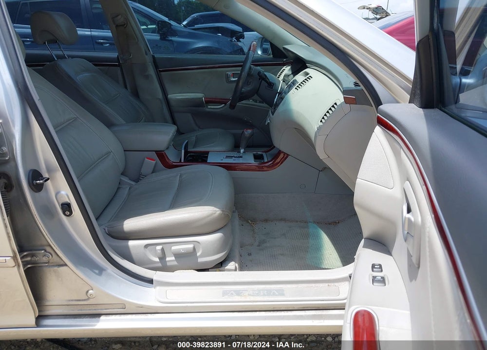 2007 HYUNDAI AZERA LIMITED/SE VIN: KMHFC46F57A225163