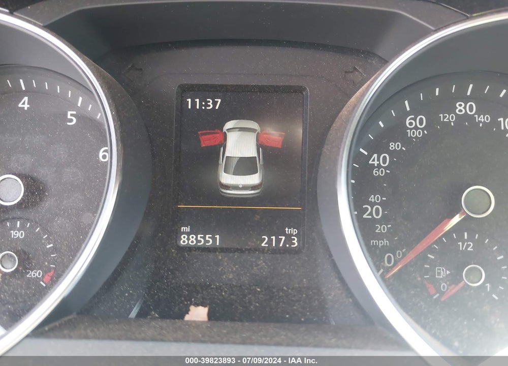 2017 VOLKSWAGEN JETTA GLI VIN: 3VW5T7AJ6HM213103