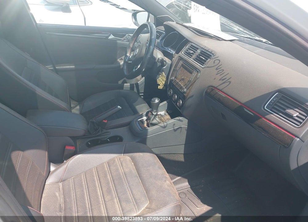 2017 VOLKSWAGEN JETTA GLI VIN: 3VW5T7AJ6HM213103