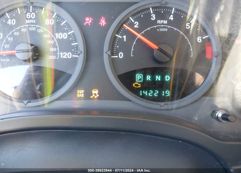 2008 JEEP PATRIOT SPORT VIN: 1J8FT28058D589030