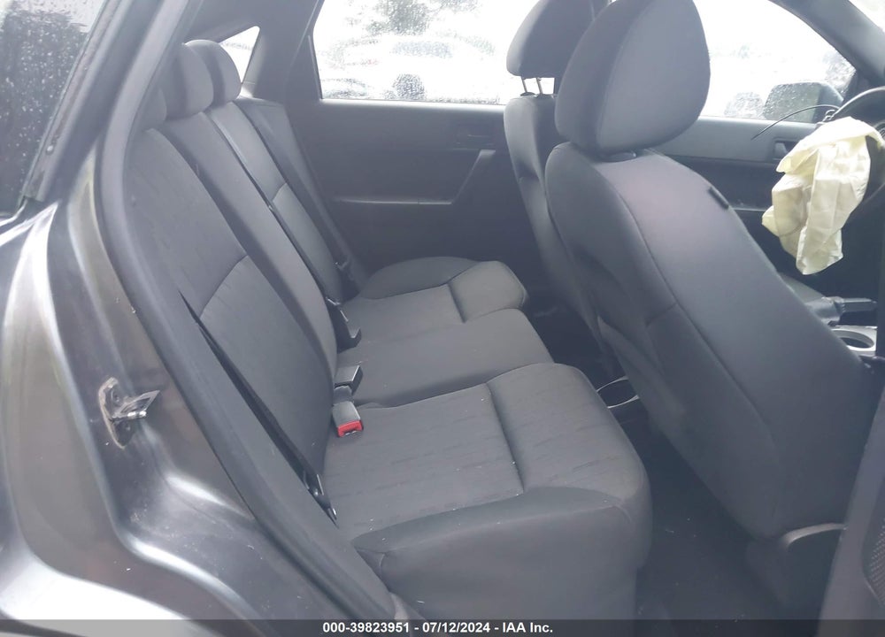 2010 FORD FOCUS SE VIN: 1FAHP3FN3AW234186