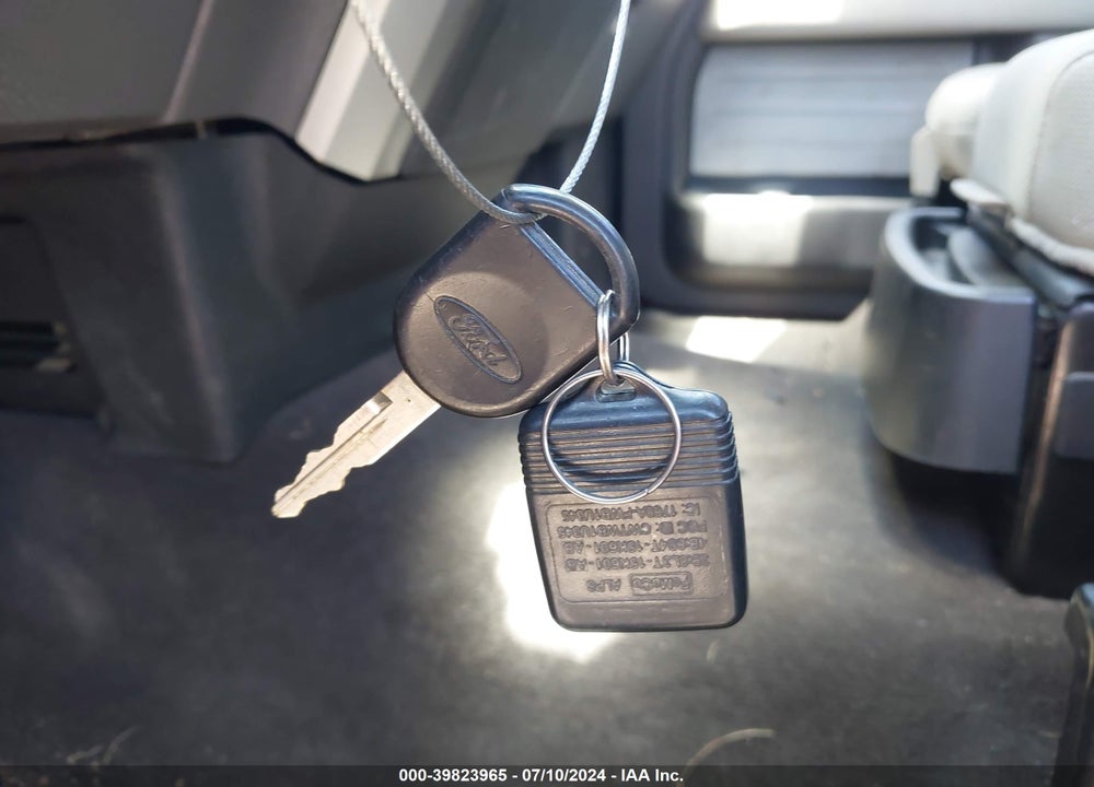 2009 FORD F-150 STX/XL/XLT VIN: 1FTRF12W09KC63877