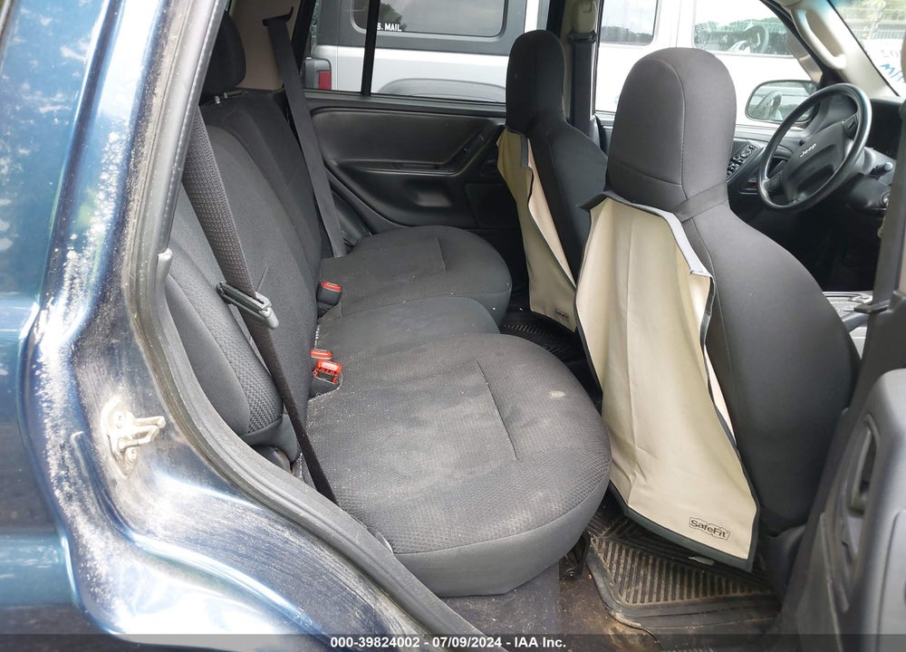 2003 JEEP GRAND CHEROKEE LAREDO VIN: 1J4GX48S73C558044