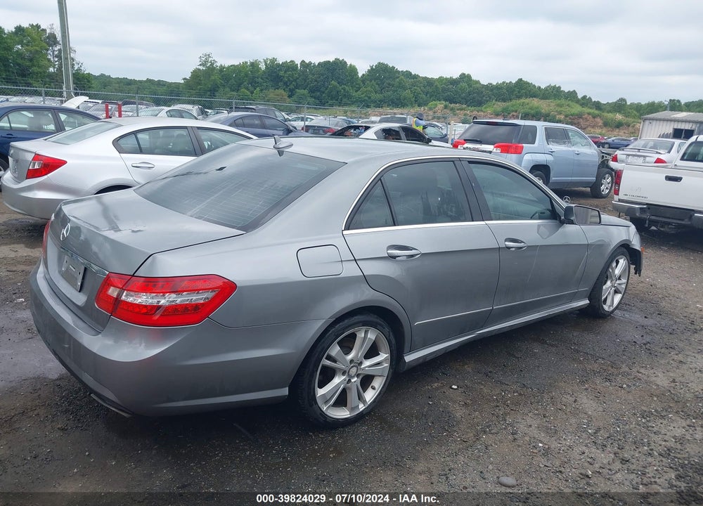 2013 MERCEDES-BENZ E 350 VIN: WDDHF5KBXDA707349