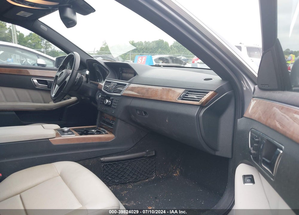 2013 MERCEDES-BENZ E 350 VIN: WDDHF5KBXDA707349