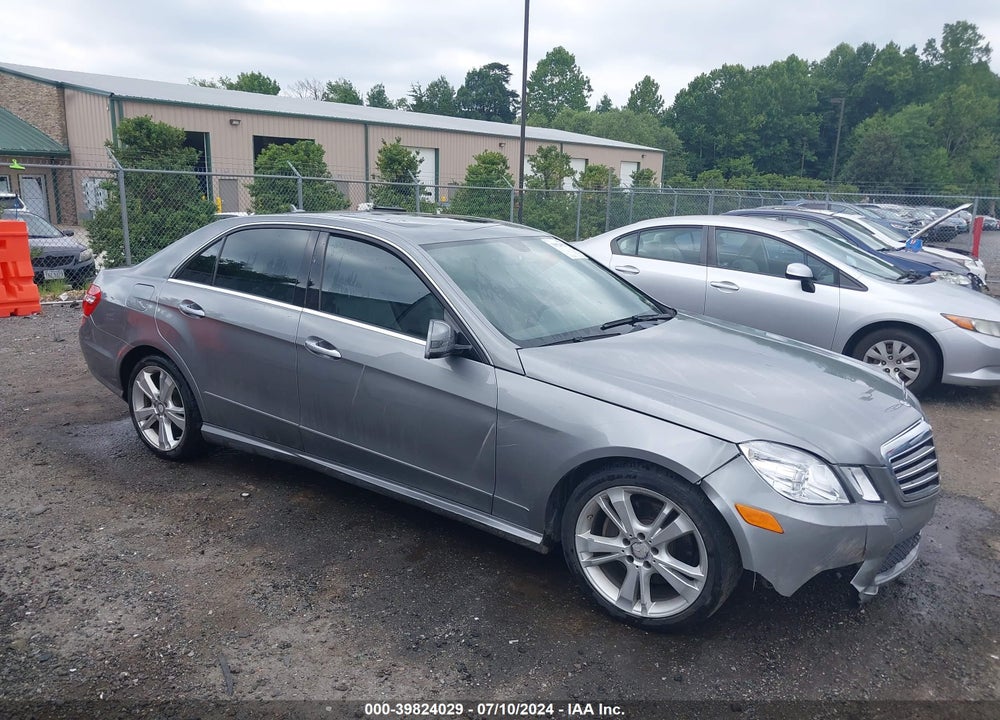 2013 MERCEDES-BENZ E 350 VIN: WDDHF5KBXDA707349