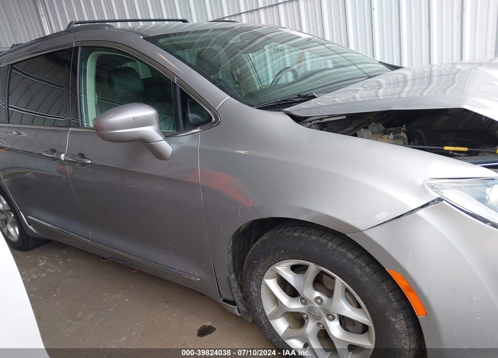 2017 CHRYSLER PACIFICA TOURING L PLUS VIN: 2C4RC1EGXHR809307