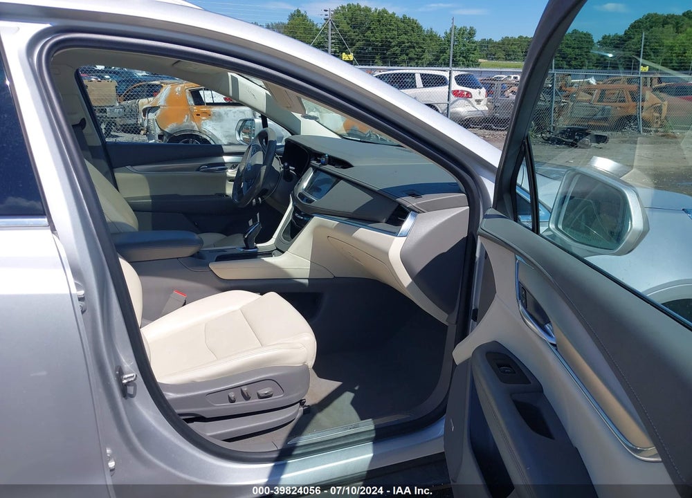 2017 CADILLAC XT5 PREMIUM LUXURY VIN: 1GYKNCRS0HZ139014