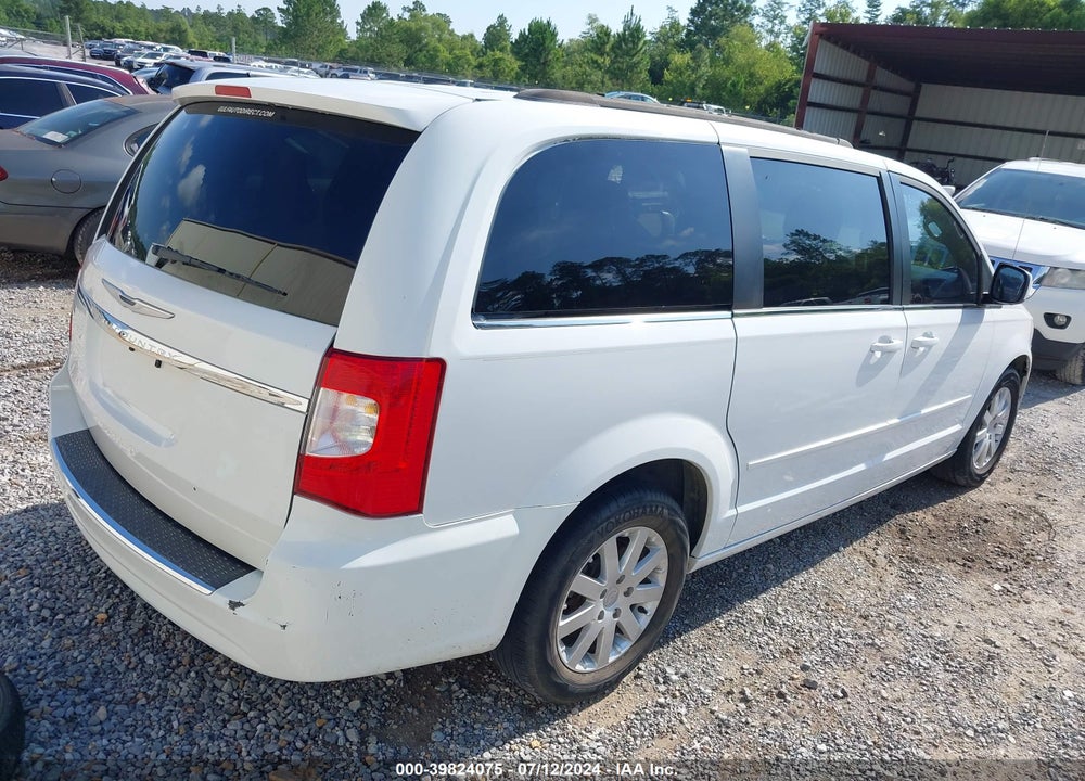 2015 CHRYSLER TOWN & COUNTRY LX VIN: 2C4RC1AG5FR677592