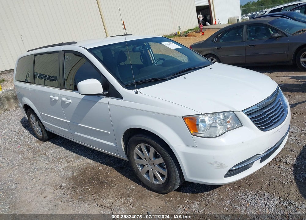 2015 CHRYSLER TOWN & COUNTRY LX VIN: 2C4RC1AG5FR677592