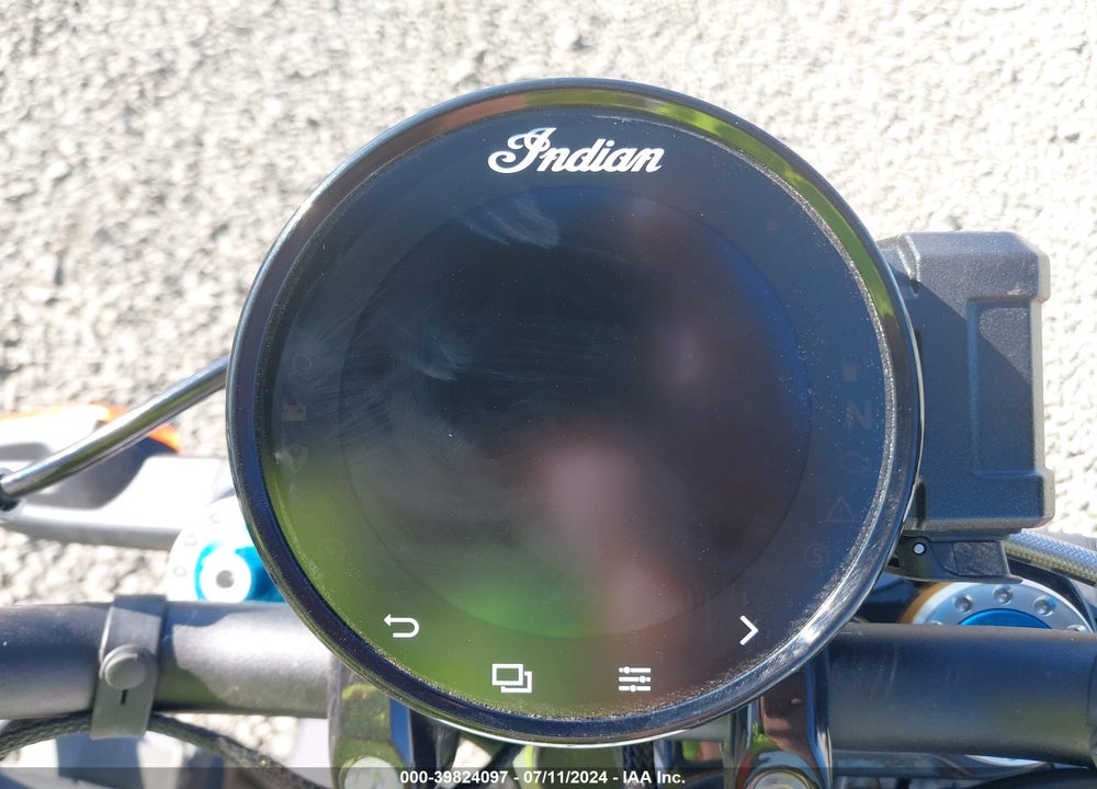 2023 INDIAN MOTORCYCLE CO. FTR R CARBON VIN: 56KRZR226P3009322