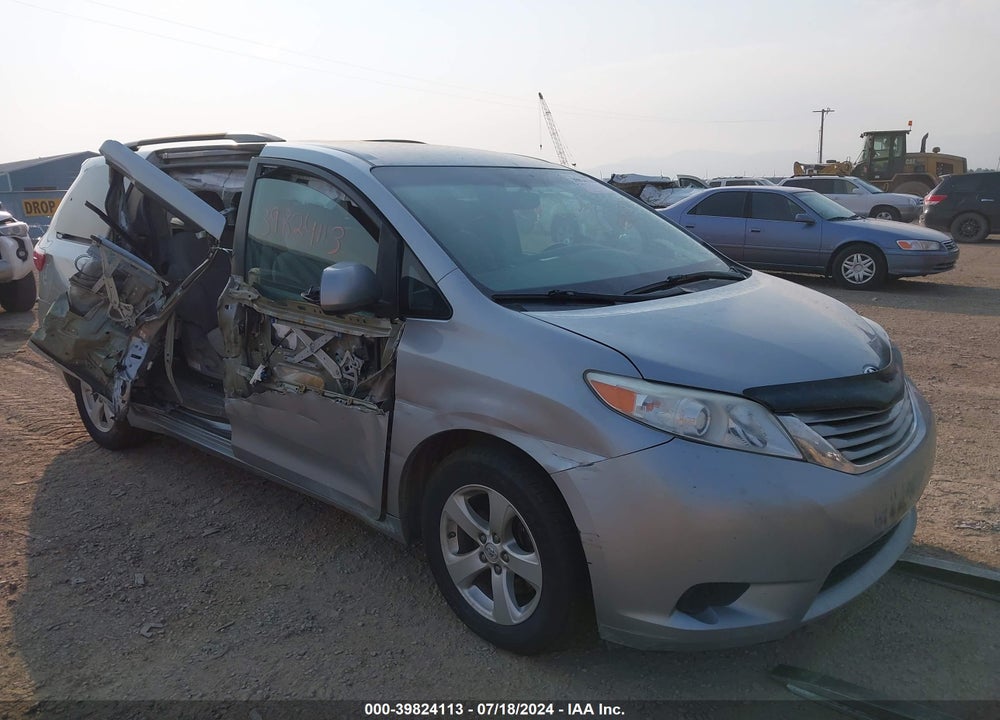 2017 TOYOTA SIENNA VIN: 5TDKZ3DC0HS874703