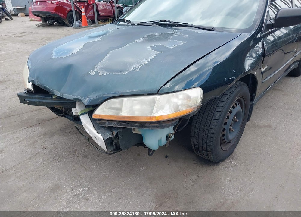 1998 HONDA ACCORD LX VIN: 1HGCG5544WA221557