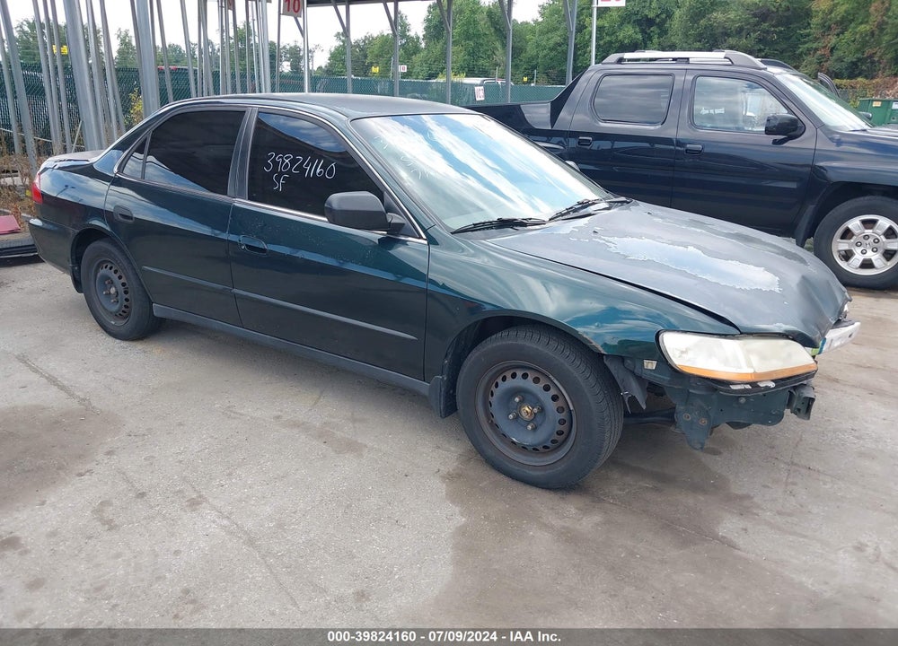 1998 HONDA ACCORD LX VIN: 1HGCG5544WA221557
