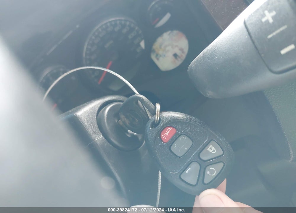 2010 CHEVROLET TAHOE LT VIN: 1GNUKBE00AR118439