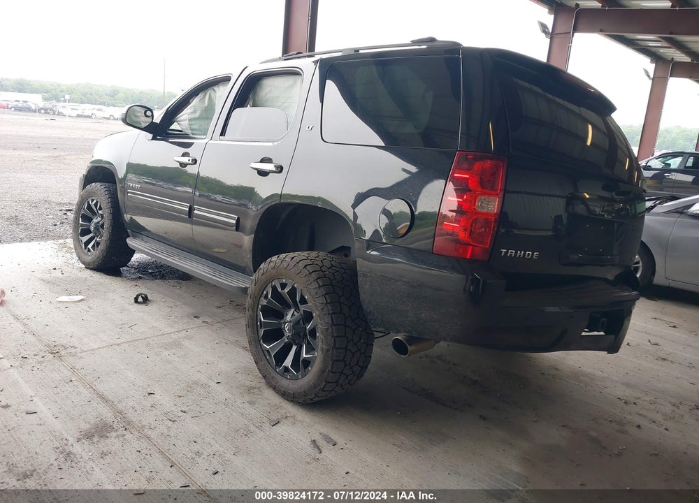 2010 CHEVROLET TAHOE LT VIN: 1GNUKBE00AR118439