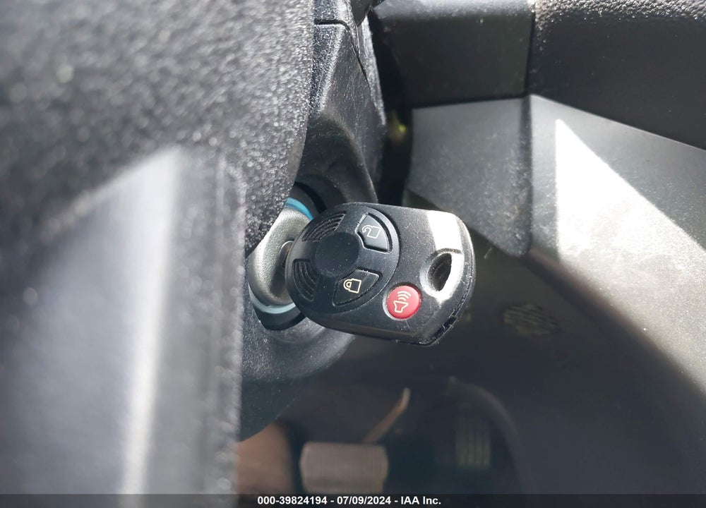 2017 FORD ESCAPE S VIN: 1FMCU0F70HUB86385