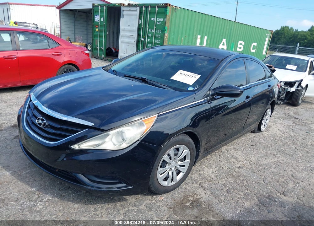 2013 HYUNDAI SONATA GLS VIN: 5NPEB4AC0DH556026