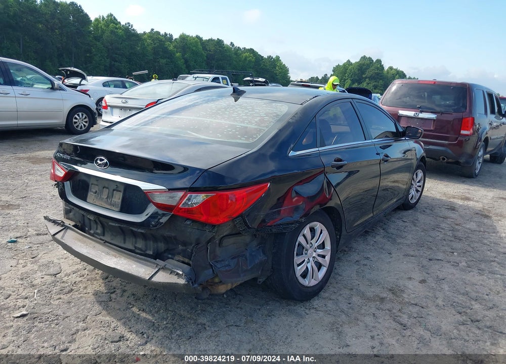 2013 HYUNDAI SONATA GLS VIN: 5NPEB4AC0DH556026