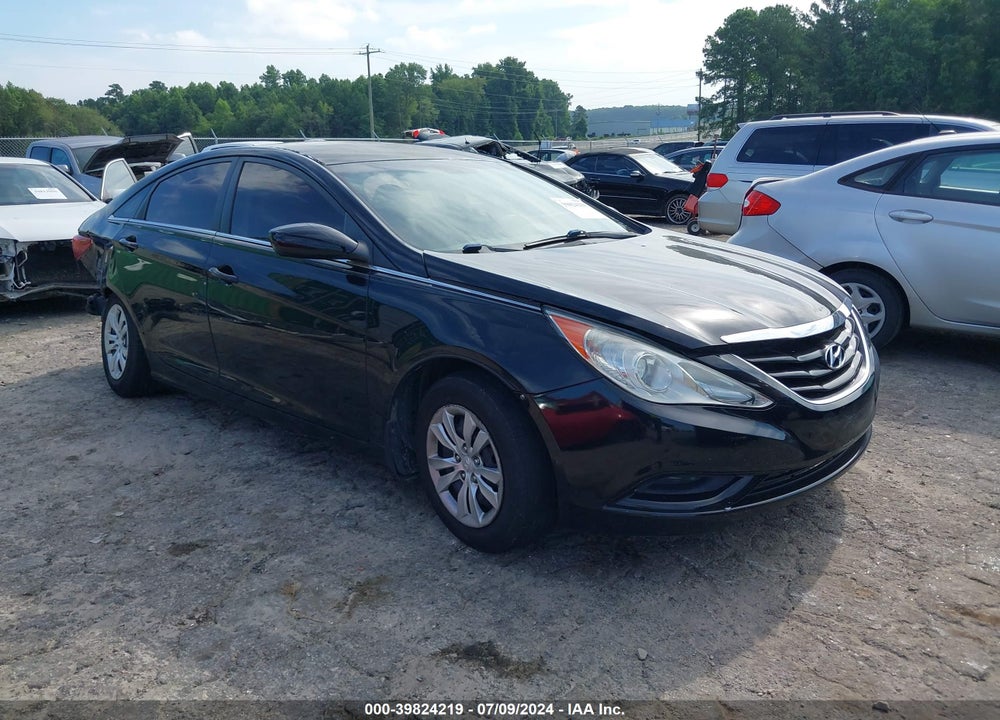 2013 HYUNDAI SONATA GLS VIN: 5NPEB4AC0DH556026