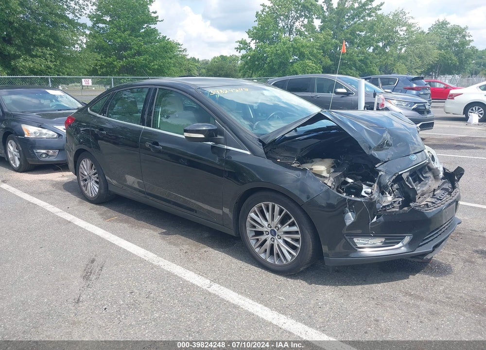 2015 FORD FOCUS TITANIUM VIN: 1FADP3J20FL297590