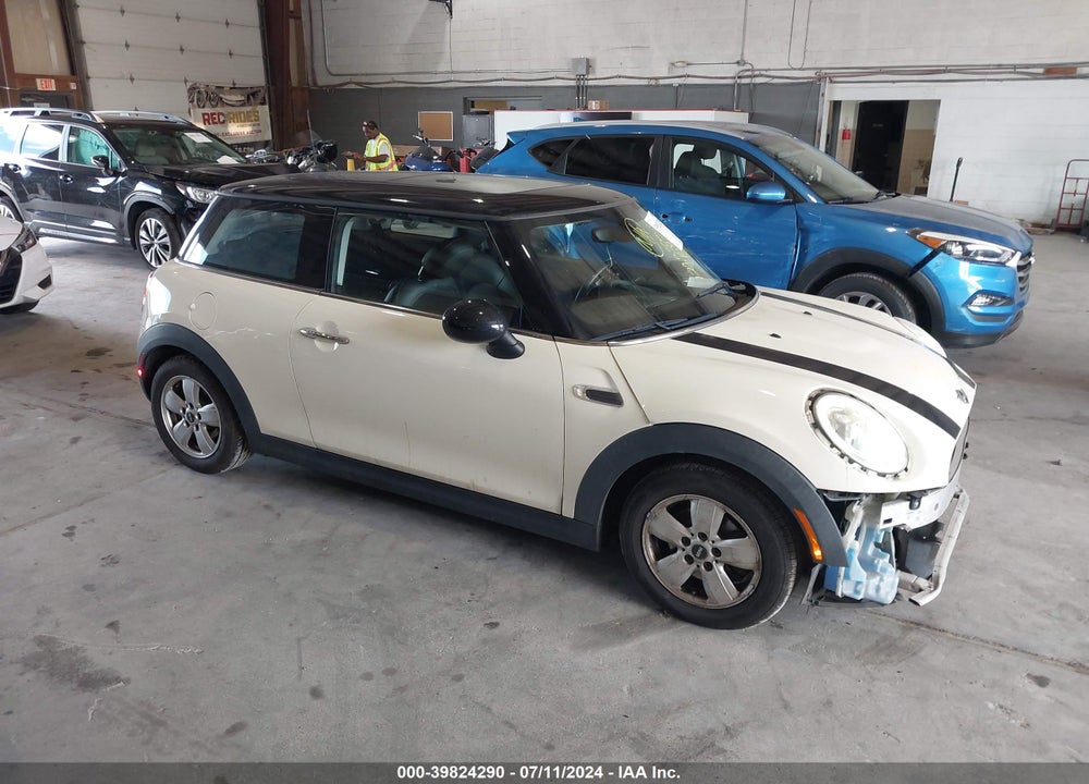 2016 MINI HARDTOP COOPER VIN: WMWXP5C57G3B15539