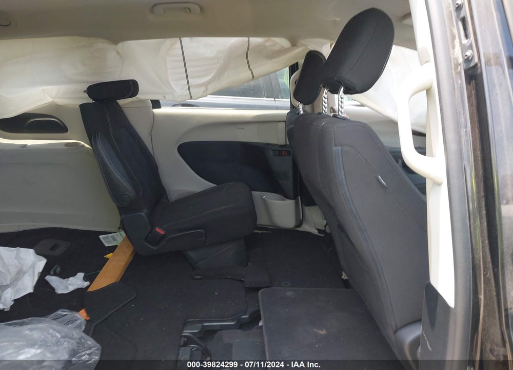 2020 CHRYSLER VOYAGER LX VIN: 2C4RC1CG1LR237555