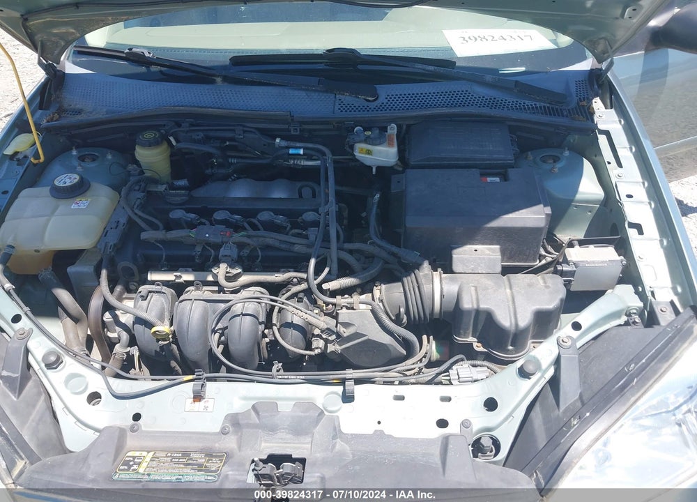 2005 FORD FOCUS ZX4 VIN: 1FAFP34N25W291155