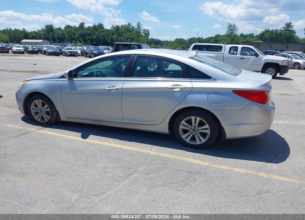 2011 HYUNDAI SONATA GLS VIN: 5NPEB4AC6BH077655