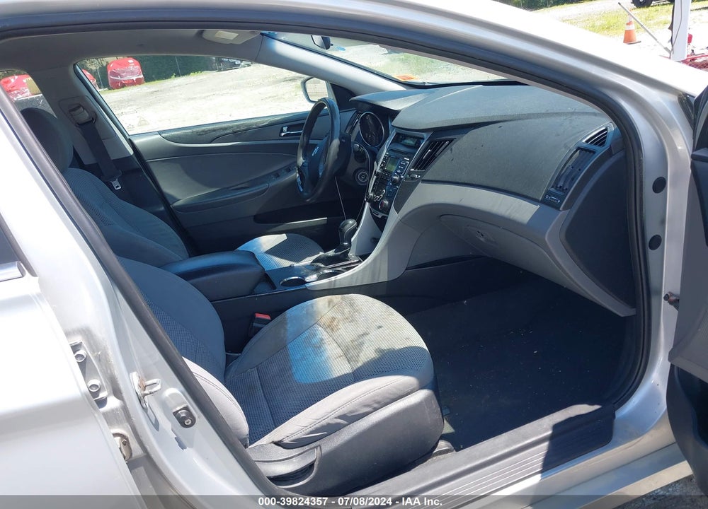2011 HYUNDAI SONATA GLS VIN: 5NPEB4AC6BH077655
