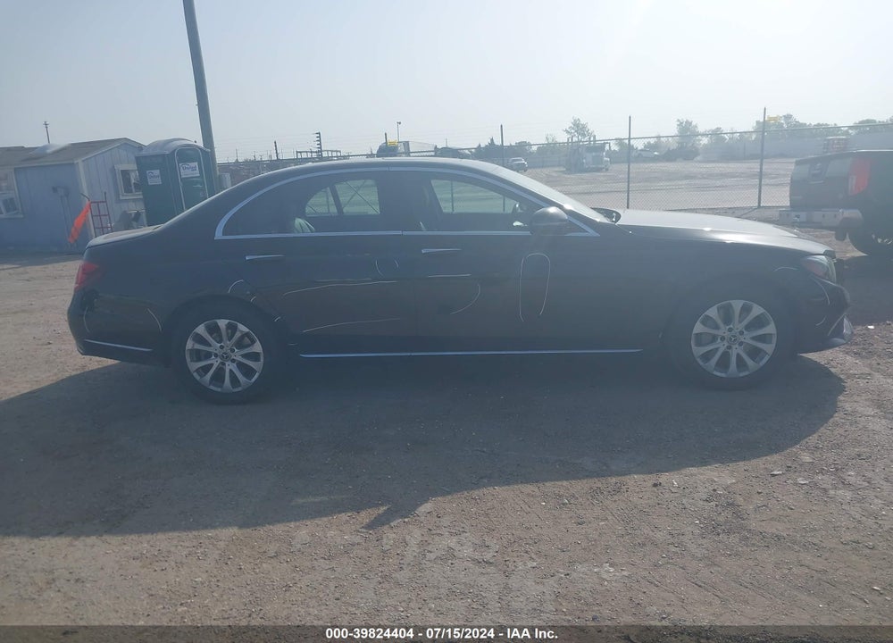 2017 MERCEDES-BENZ E 300 VIN: WDDZF4JB8HA232919