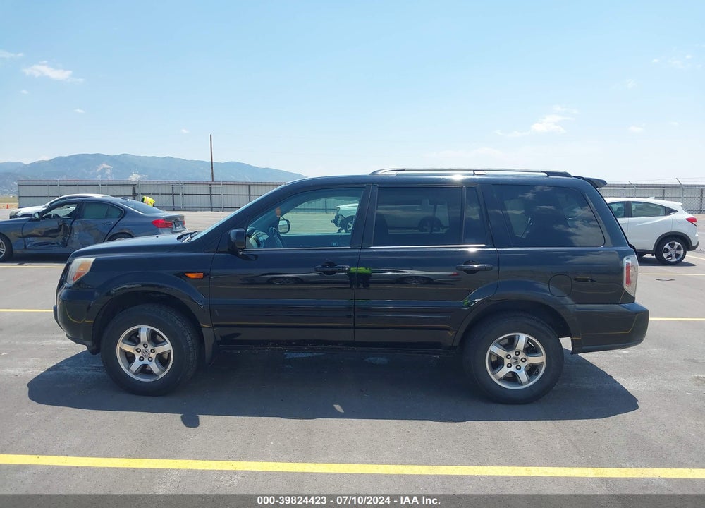 2008 HONDA PILOT EX VIN: 5FNYF18478B015073